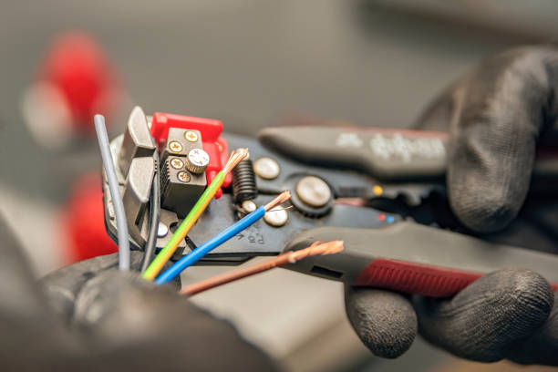 Best Best Electricians Near Me  in St James City, FL